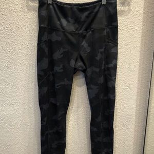 Yogalicious Camo leggings L